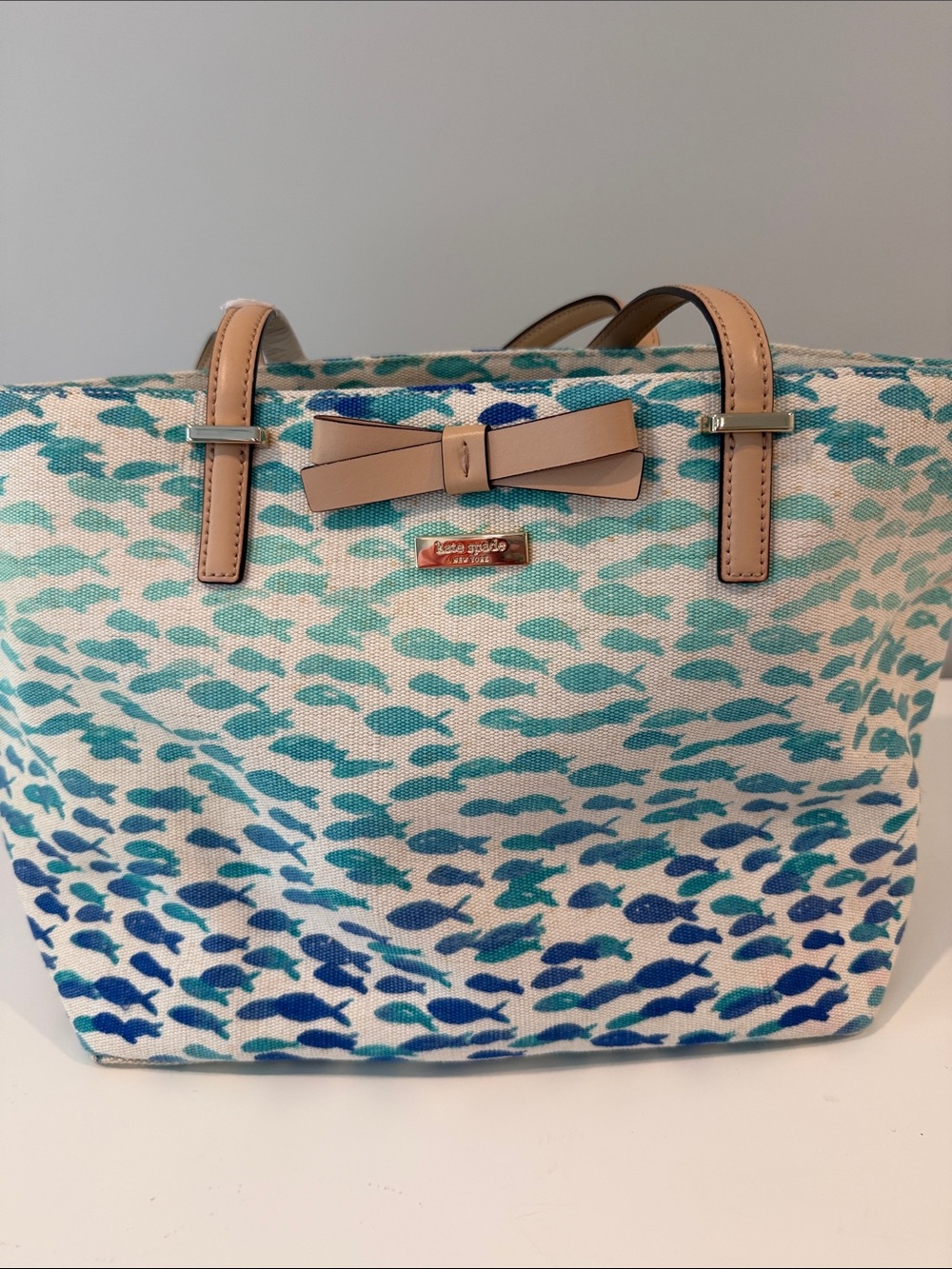 kate spade Blue, Teal & Cream South poplar street plentyfish tote